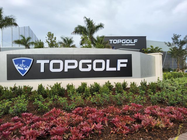 3151 S PALM AIRE Drive 301, Pompano Beach, FL 33069