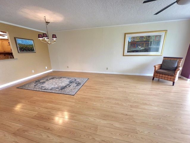 3151 S PALM AIRE Drive 301, Pompano Beach, FL 33069