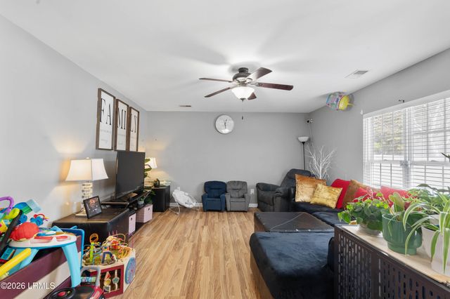 76 Shadow Moss Drive, Beaufort, SC 29906
