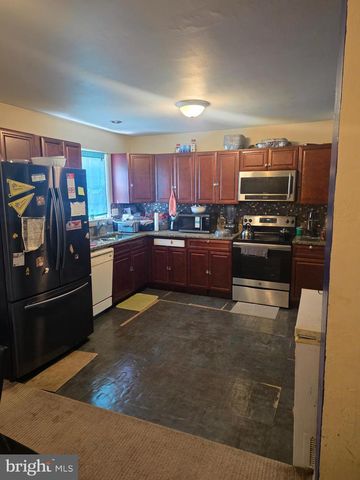 7511 NEWBERRY LN, Lanham, MD 20706