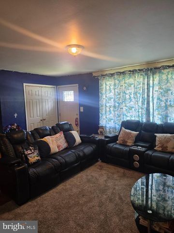 7511 NEWBERRY LN, Lanham, MD 20706