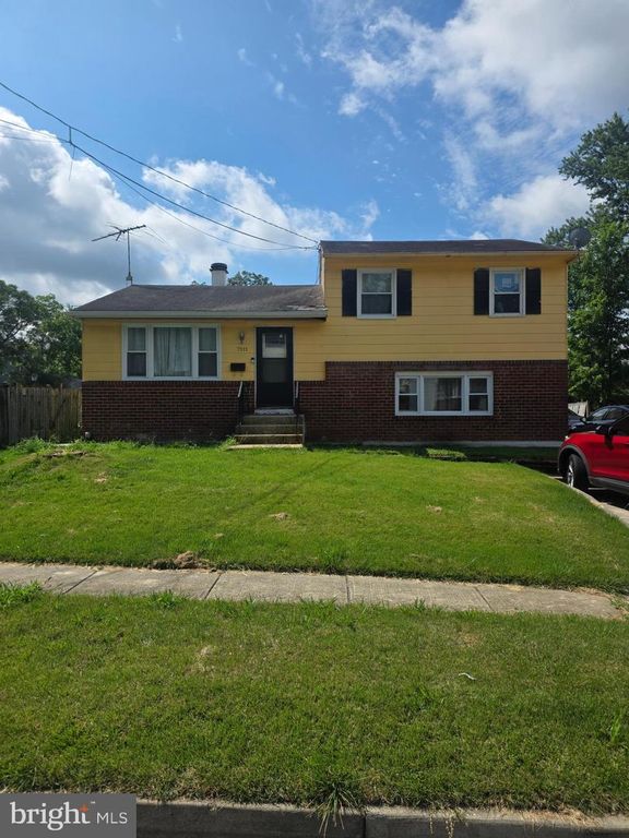 7511 NEWBERRY LN, Lanham, MD 20706