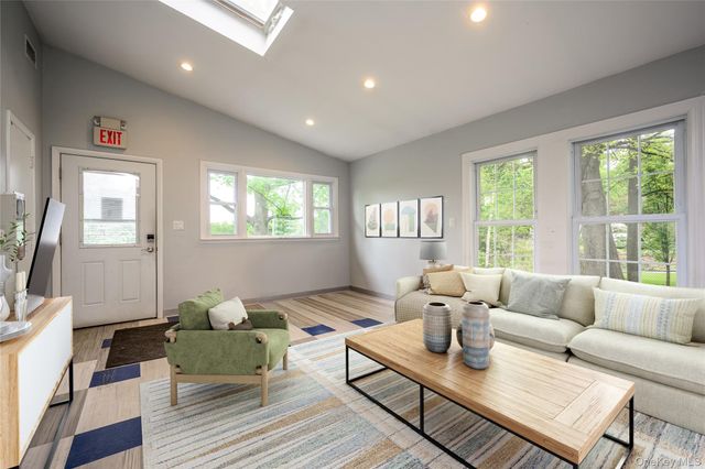 320 N Highland Avenue, Ossining, NY 10562