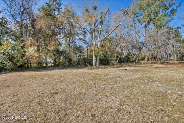 9606 EVESHAM Road, Jacksonville, FL 32208