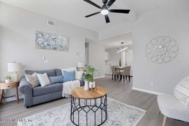 9606 EVESHAM Road, Jacksonville, FL 32208