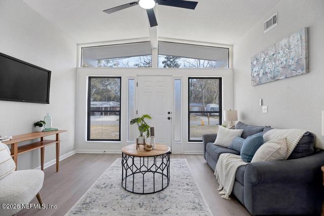 9606 EVESHAM Road, Jacksonville, FL 32208