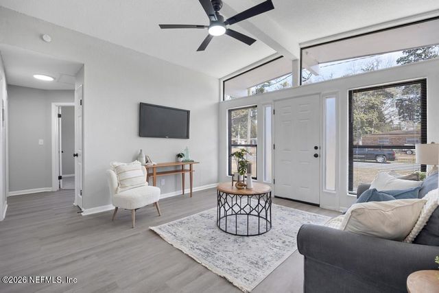 9606 EVESHAM Road, Jacksonville, FL 32208