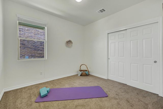 216 MARY MAX CIR, San Marcos, TX 78666