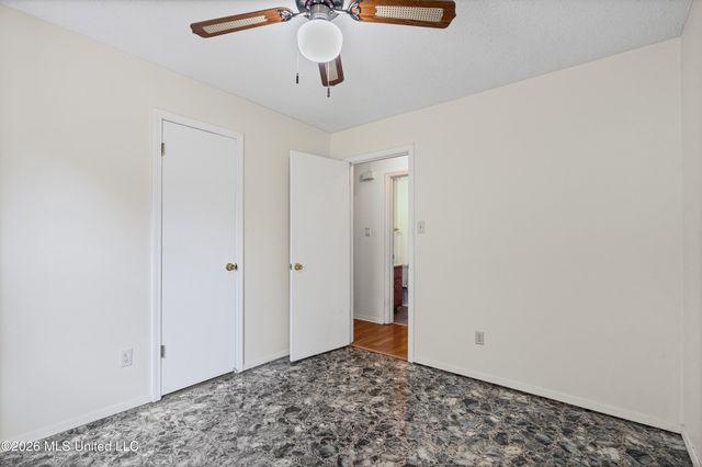 3565 Heathcliff Drive, Horn Lake, MS 38637