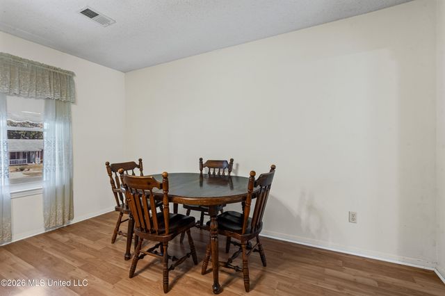 3565 Heathcliff Drive, Horn Lake, MS 38637