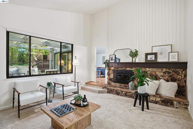 6740 Corte Segunda, Martinez, CA 94553