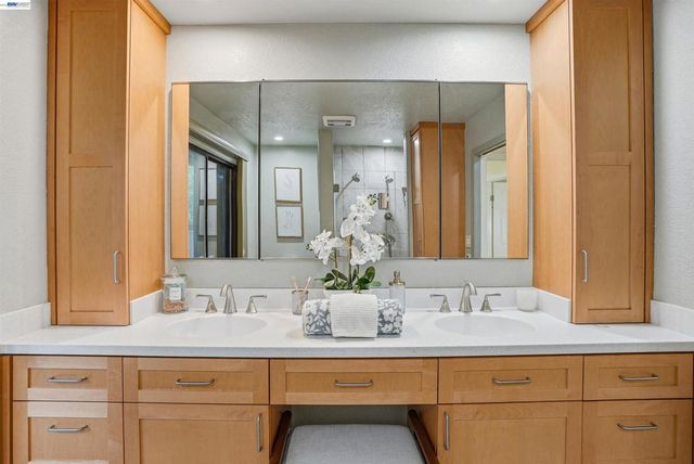 6740 Corte Segunda, Martinez, CA 94553