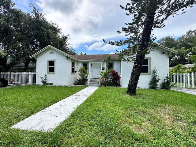 684 NE 83rd Ter, Miami, FL 33138