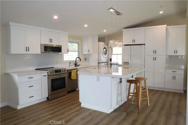 456 Elmhurst Lane, Costa Mesa, CA 92626