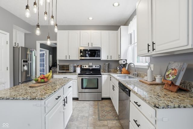 3388 Buckmoor Parkway, Greenwood, IN 46143