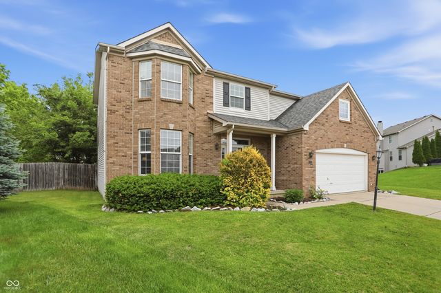3388 Buckmoor Parkway, Greenwood, IN 46143