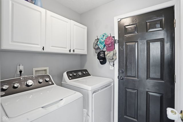 3388 Buckmoor Parkway, Greenwood, IN 46143