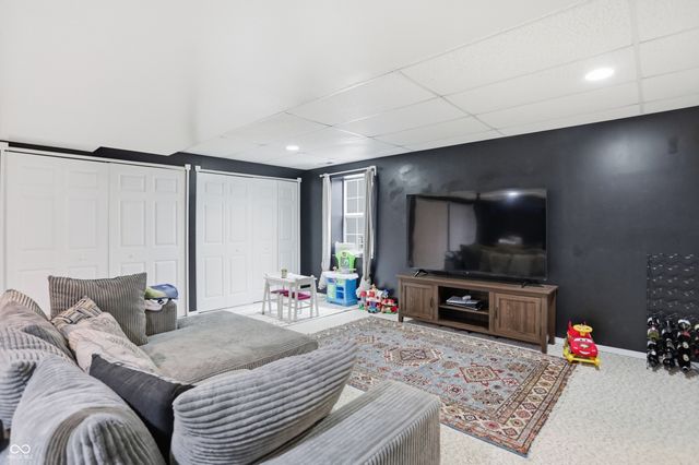 3388 Buckmoor Parkway, Greenwood, IN 46143