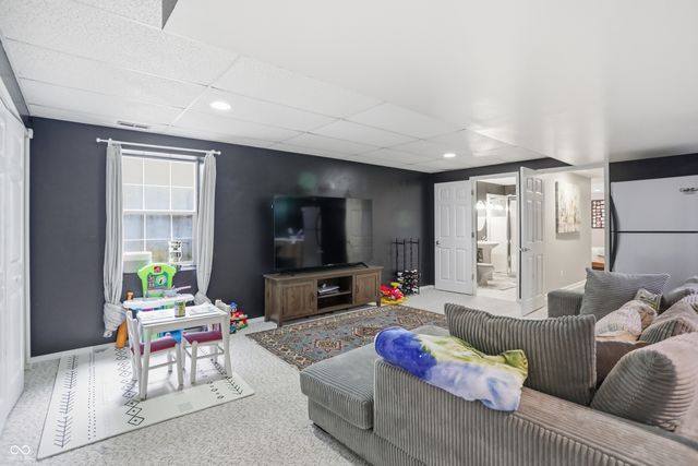 3388 Buckmoor Parkway, Greenwood, IN 46143
