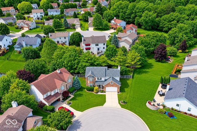 3388 Buckmoor Parkway, Greenwood, IN 46143