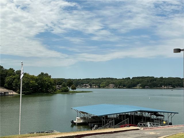 Brecknock Drive, Bella Vista, AR 72714