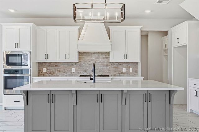 12580 S 6th Court, Jenks, OK 74037