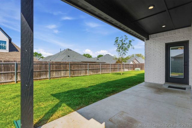 12580 S 6th Court, Jenks, OK 74037