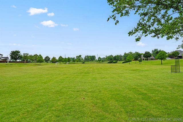 12580 S 6th Court, Jenks, OK 74037