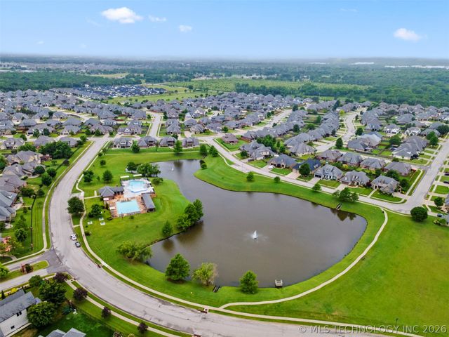12580 S 6th Court, Jenks, OK 74037