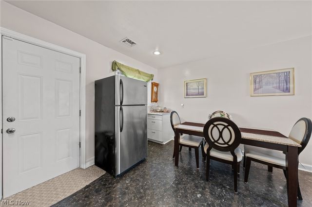 2317 40th Street NE, Canton, OH 44705