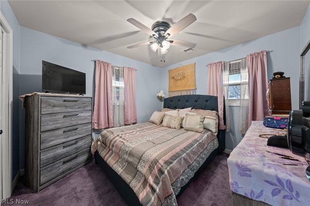 2317 40th Street NE, Canton, OH 44705