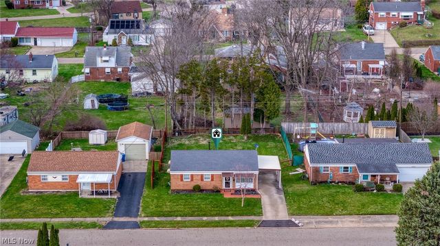 2317 40th Street NE, Canton, OH 44705