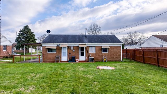 2317 40th Street NE, Canton, OH 44705