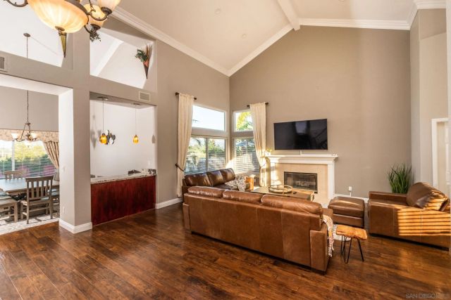 2340 Lomica Pl, Escondido, CA 92029