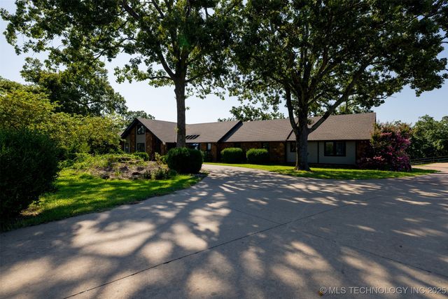19112 E 480 Road B, Claremore, OK 74019
