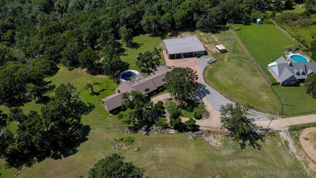 19112 E 480 Road B, Claremore, OK 74019