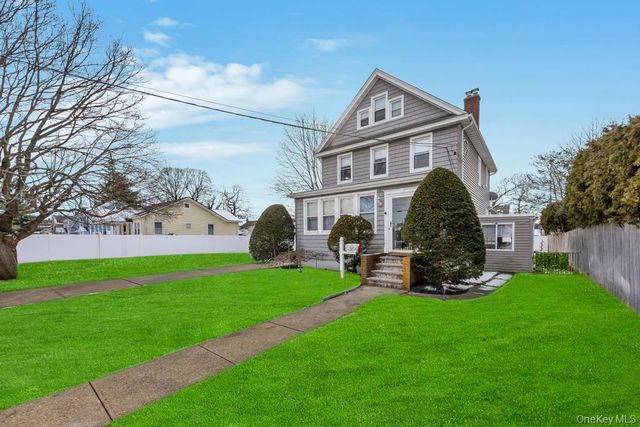 218 Woodlawn Road, West Hempstead, NY 11552