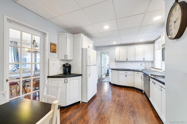 218 Woodlawn Road, West Hempstead, NY 11552