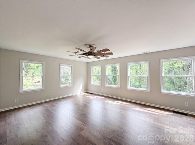 706 Crescent Drive, Cherryville, NC 28021