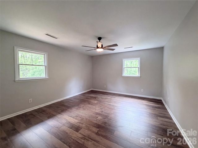 706 Crescent Drive, Cherryville, NC 28021