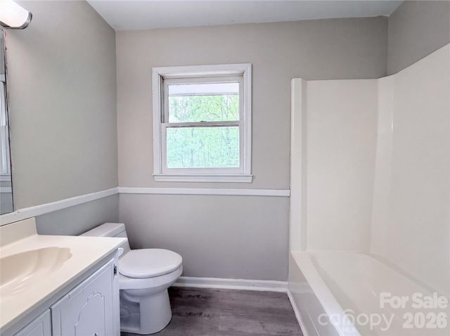 706 Crescent Drive, Cherryville, NC 28021