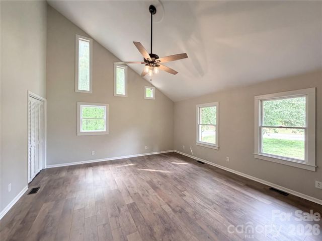 706 Crescent Drive, Cherryville, NC 28021