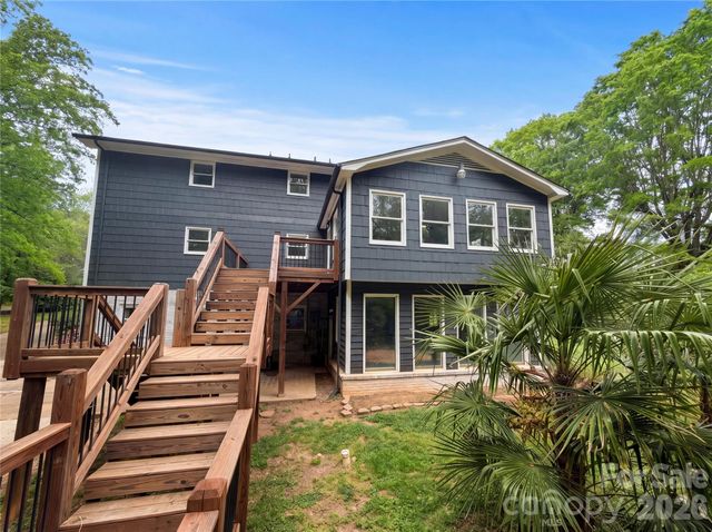 706 Crescent Drive, Cherryville, NC 28021