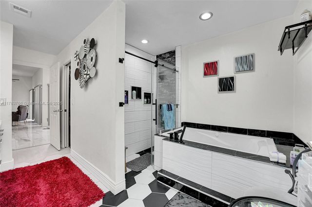 5416 San Roma Cir, Lake Worth, FL 33467