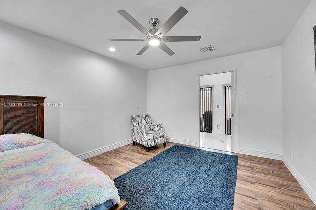 5416 San Roma Cir, Lake Worth, FL 33467