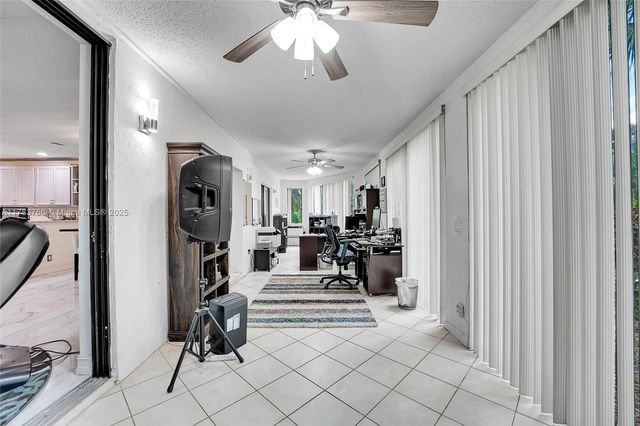 5416 San Roma Cir, Lake Worth, FL 33467