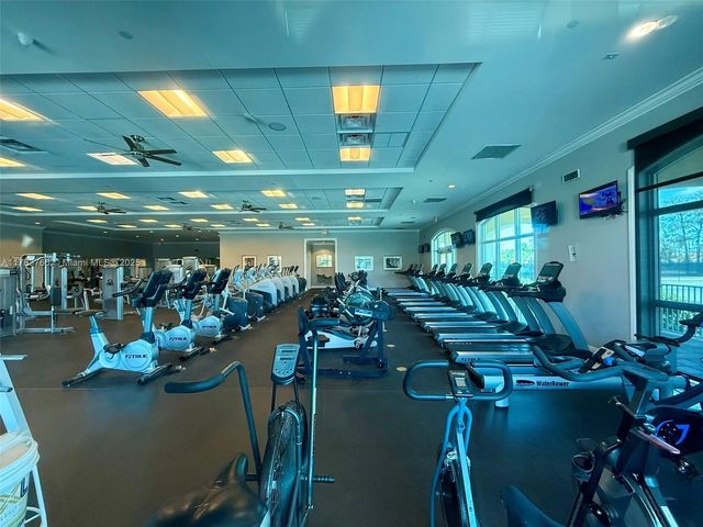 5416 San Roma Cir, Lake Worth, FL 33467