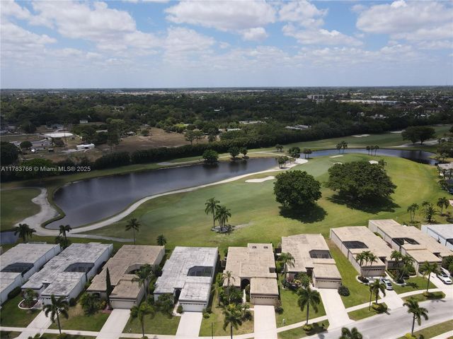 5416 San Roma Cir, Lake Worth, FL 33467