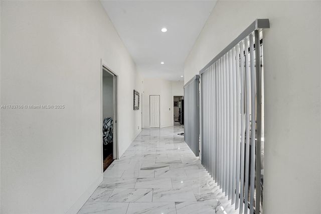 5416 San Roma Cir, Lake Worth, FL 33467