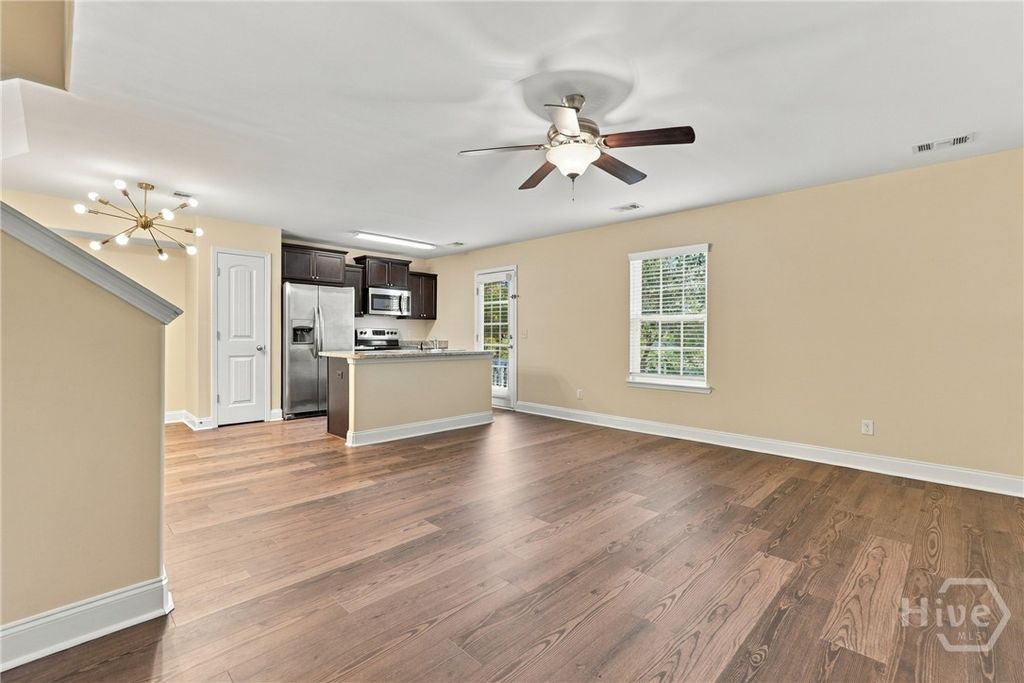 Image 5 of property listing at 25 Abaco Court, Savannah, GA 31419